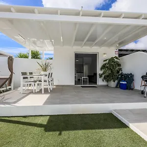 Villa New Lanzasuites, Playa Blanca (Lanzarote)