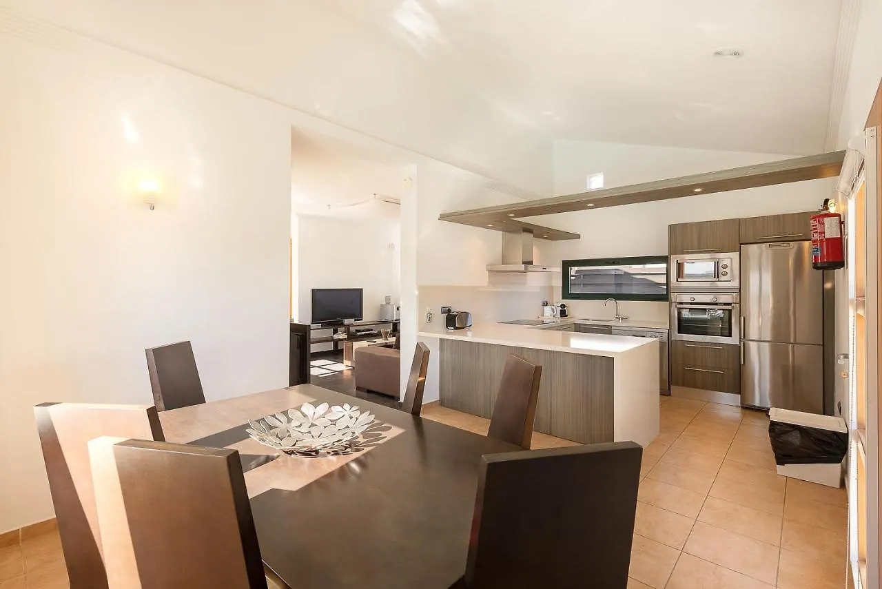 Villas Camelot By Escape Home Playa Blanca  İspanya