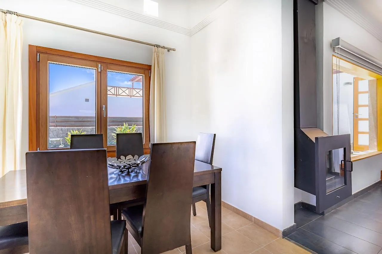Villas Camelot By Escape Home Playa Blanca