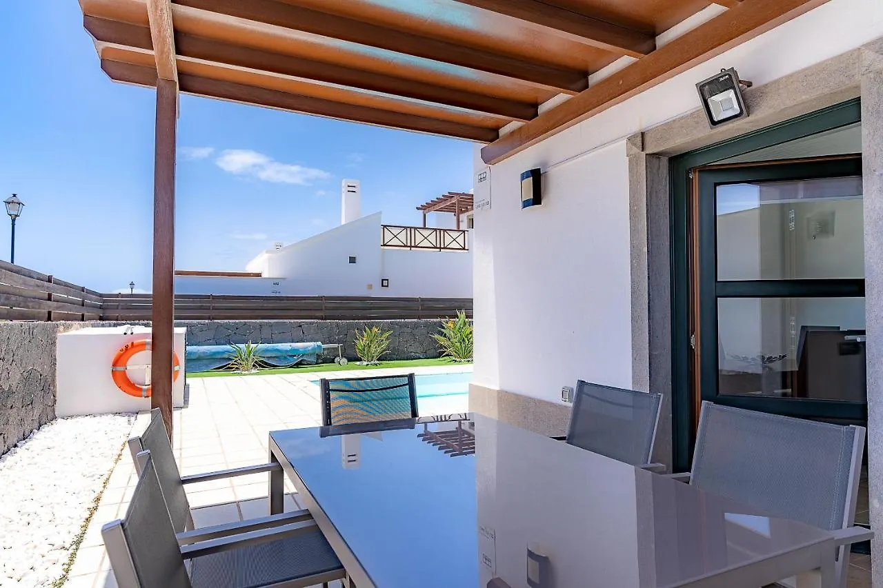 Villas Camelot By Escape Home Playa Blanca