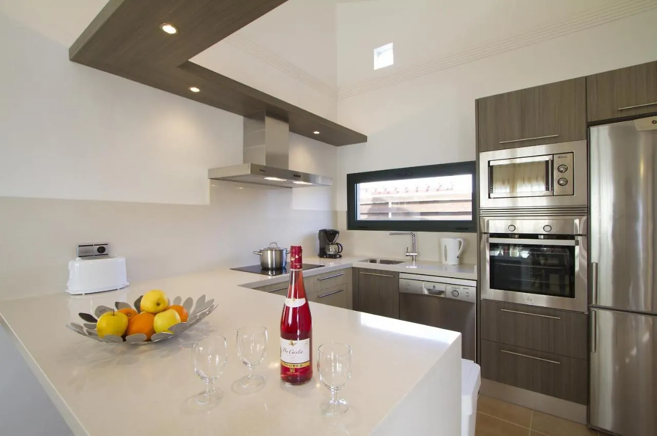 Villas Camelot By Escape Home Playa Blanca  0*, Playa Blanca (Lanzarote)